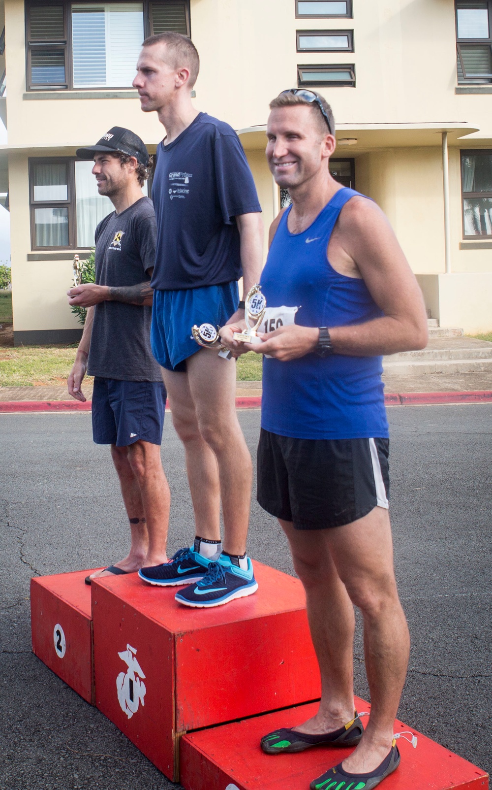 1st Bn, 12th Marines hosts MCCS Surf N’ Turf 5k