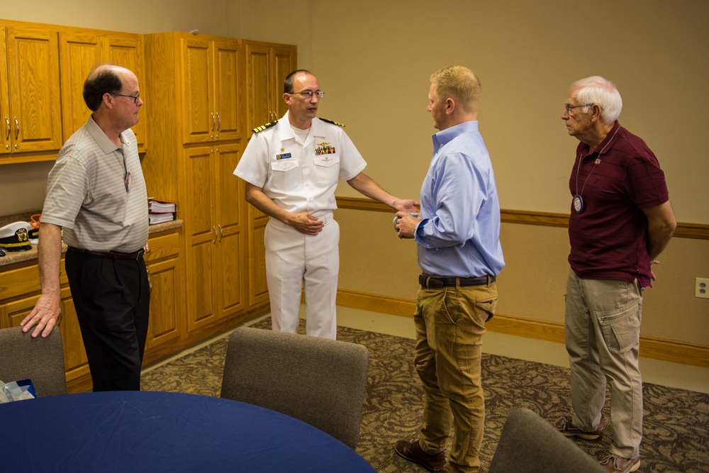 Tennessee CO Speaks at Chattanooga Breakfast Rotary Club During Navy Week
