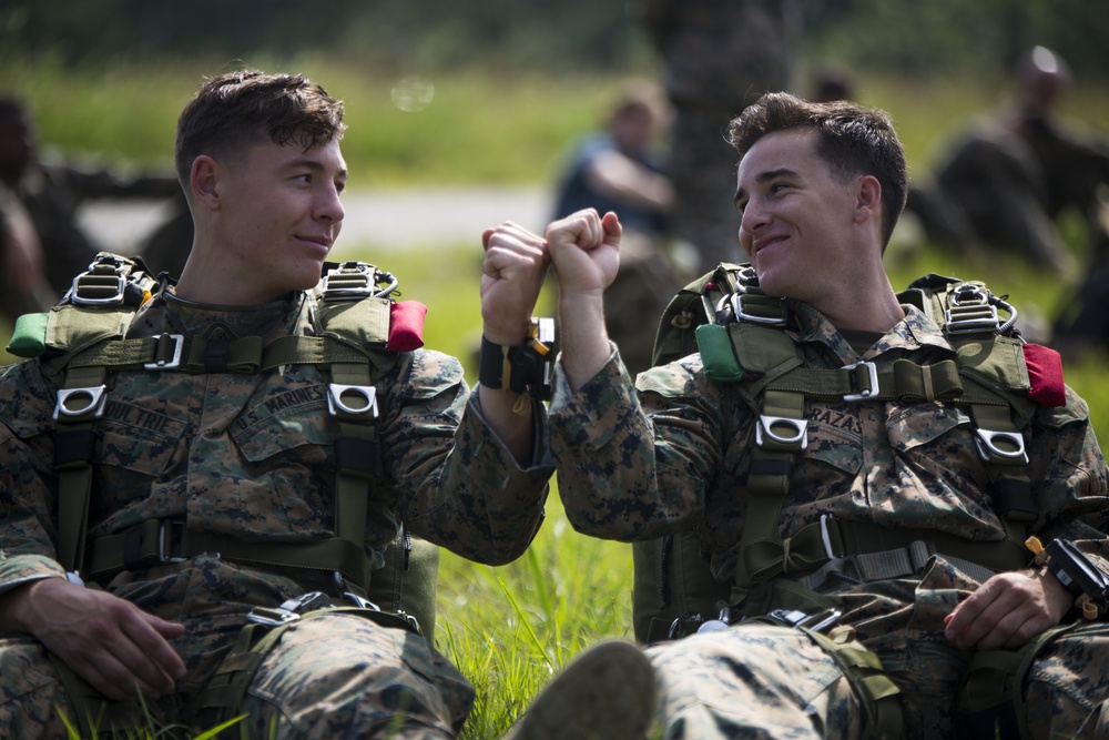 2nd Recon Conducts Jump Operations