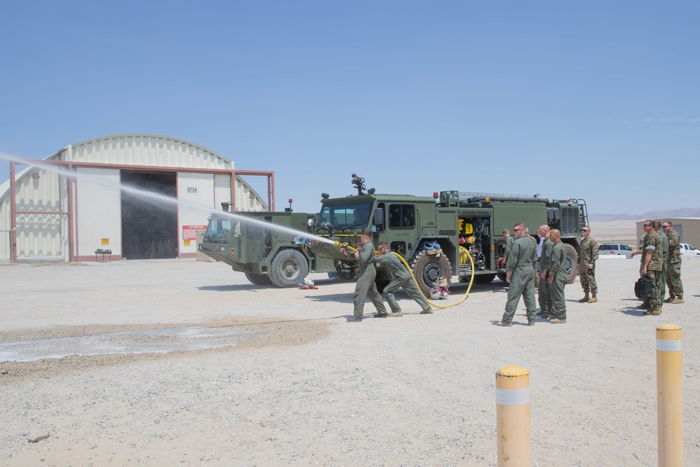 Distinguished Visitors tour MCAGCC Twentynine Palms during ITX 4-18