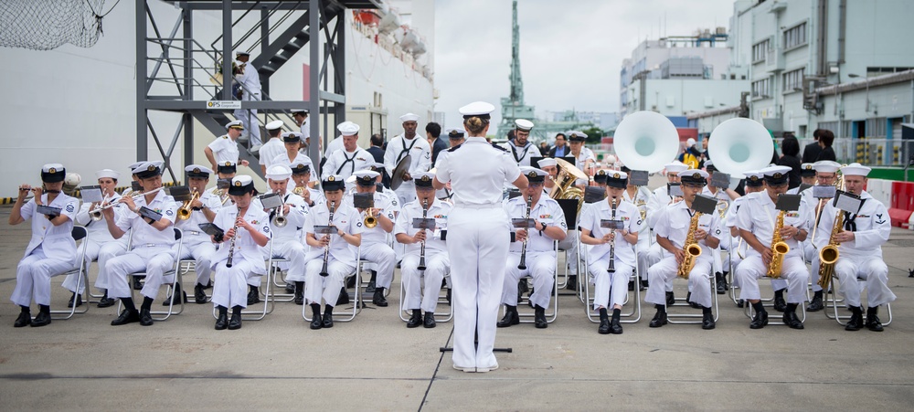 USNS Mercy Tokyo Welcome Ceremony