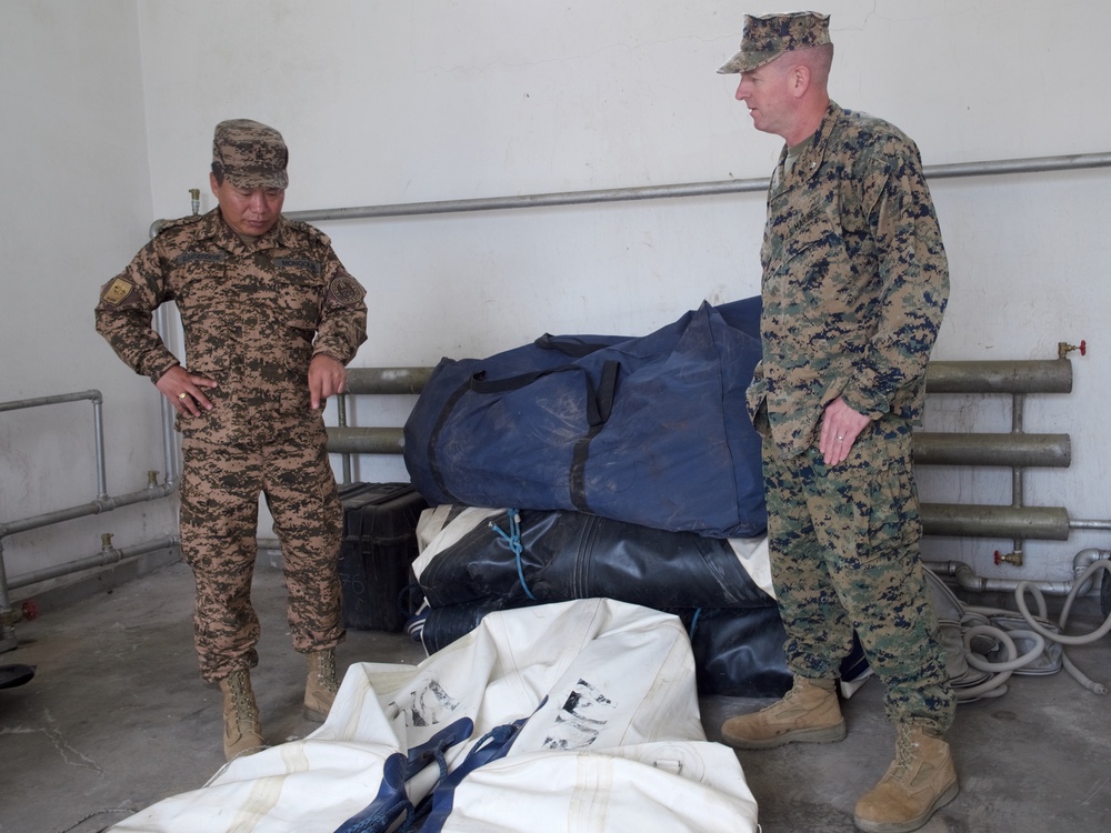 Khaan Quest 18 exercise director visits training