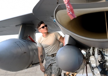 Gunfighters prepare for Sky Avenger 2018