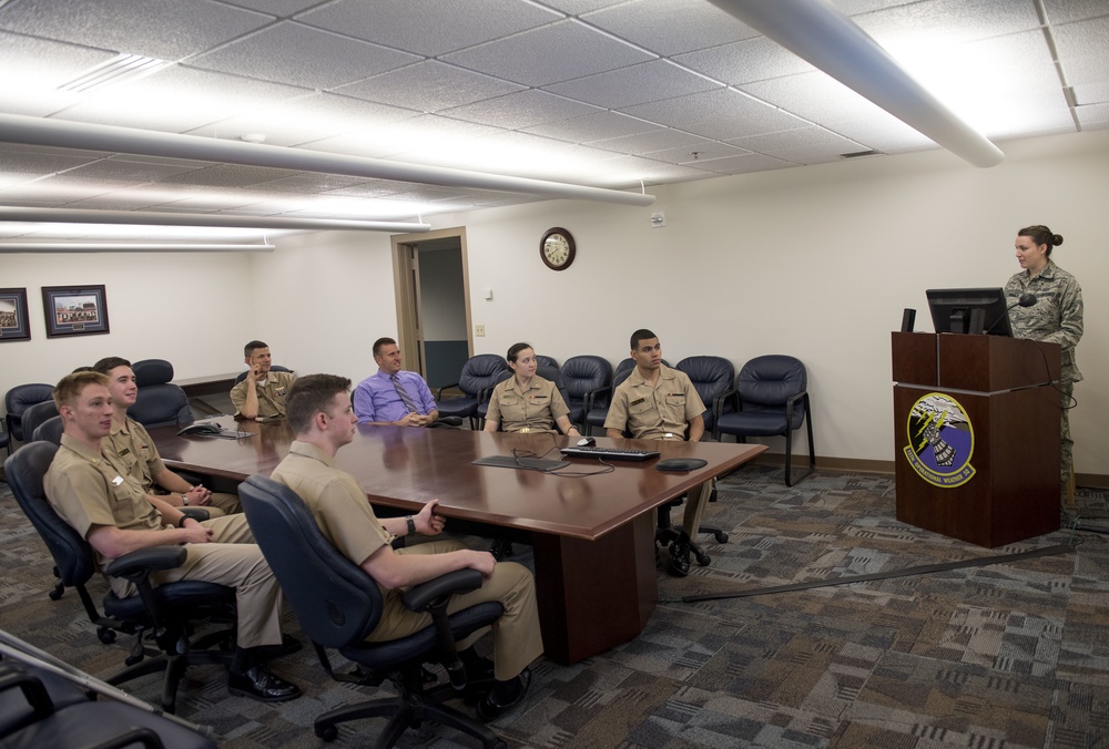 Cadets visit 15th OWS