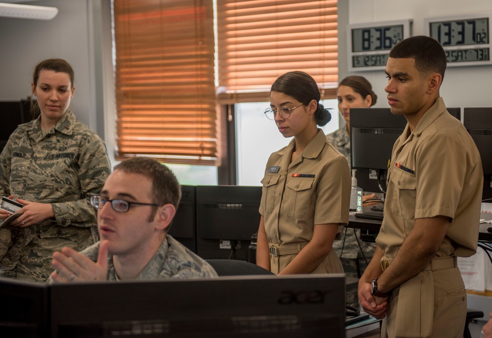 Cadets visit 15th OWS