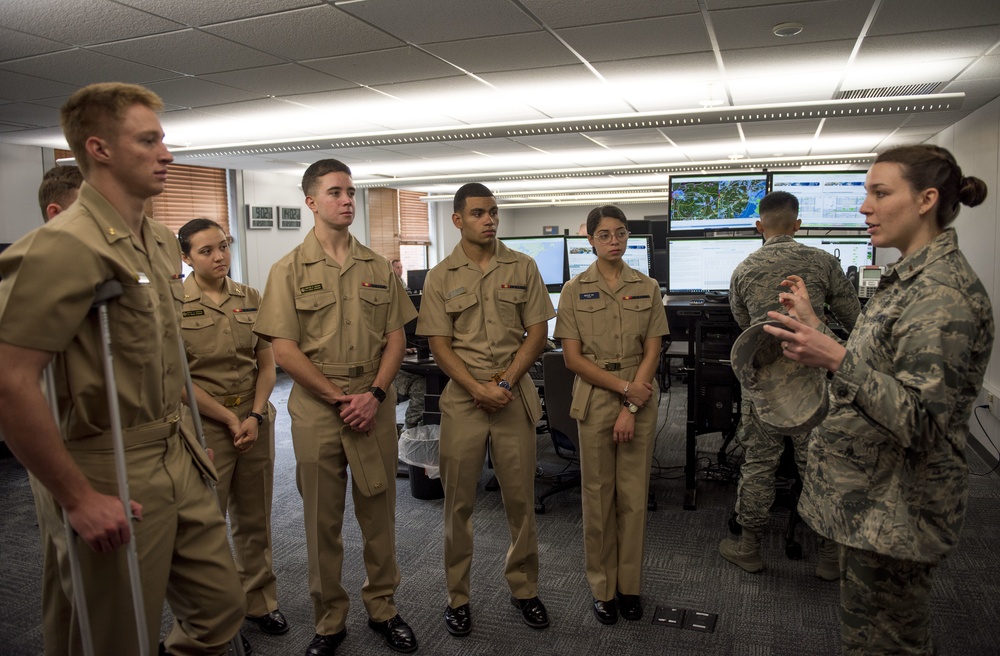 Cadets visit 15th OWS