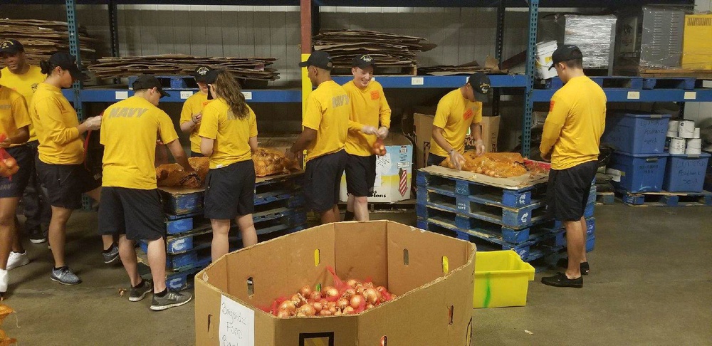 GHWB Sailors Volunteer in Hampton Roads