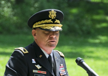 Army Reserve general honors fallen Soldiers