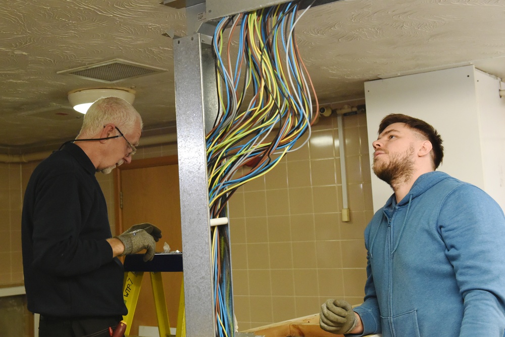 Dorm Council Airmen help improve quality of life