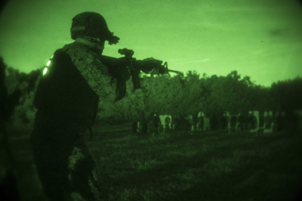 Combat marksmanship coaches class conduct night shoot