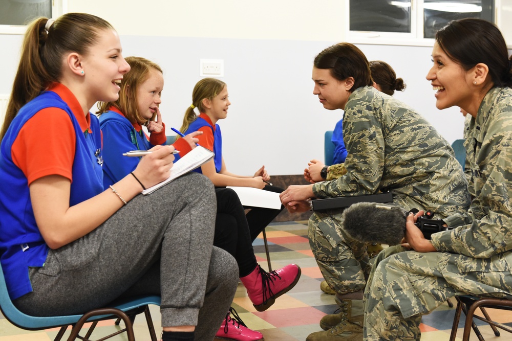 Inspiring future leaders: Airmen mentor local Girl Guides