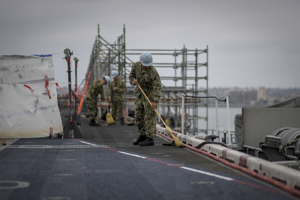 USS Theodore Roosevelt (CVN 71)