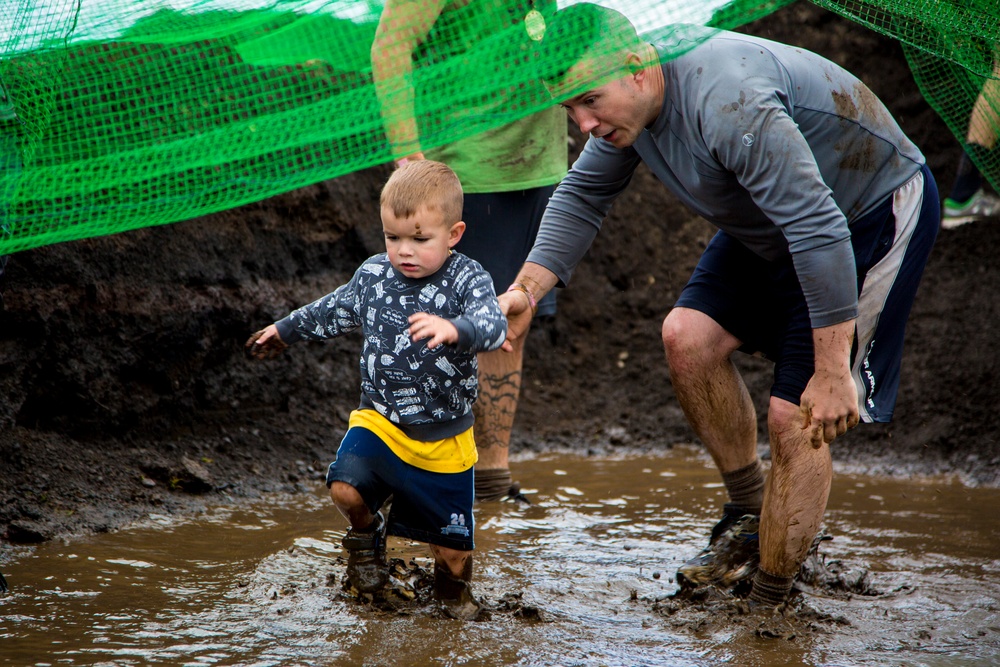 Camp Fuji’s Mud Run brings the local and US communities together