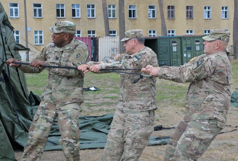 Soldiers Set Up Tactical Operations Center in Preparation to be ‘Ready to Fight’