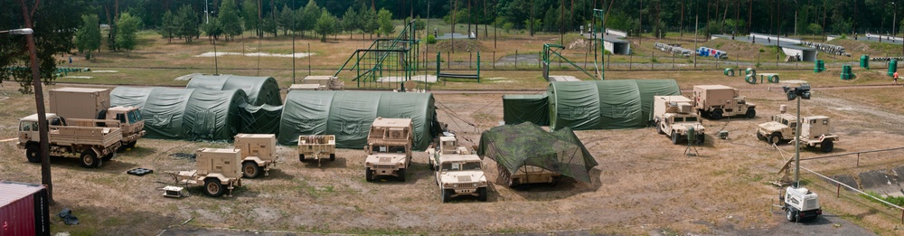 Soldiers Set Up Tactical Operations Center in Preparation to be ‘Ready to Fight’