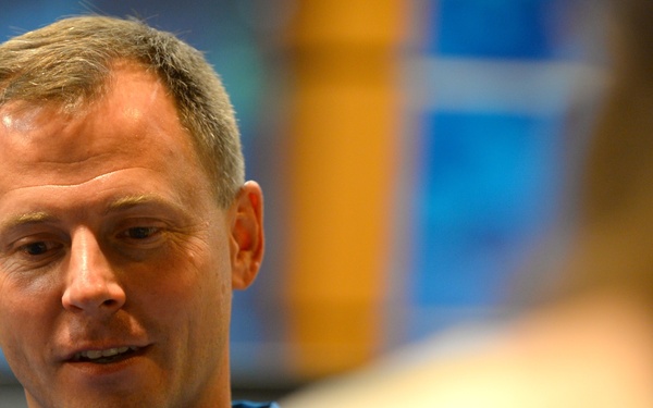 Hague, Ovchinin talk ISS mission during presser