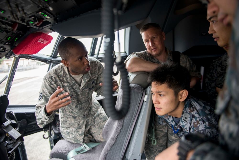 Koku Jieitai tours Yokota AB