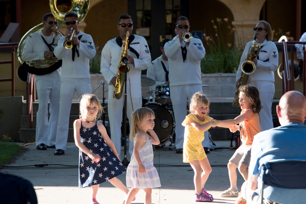 Navy Band Southwest at Feed the Camel