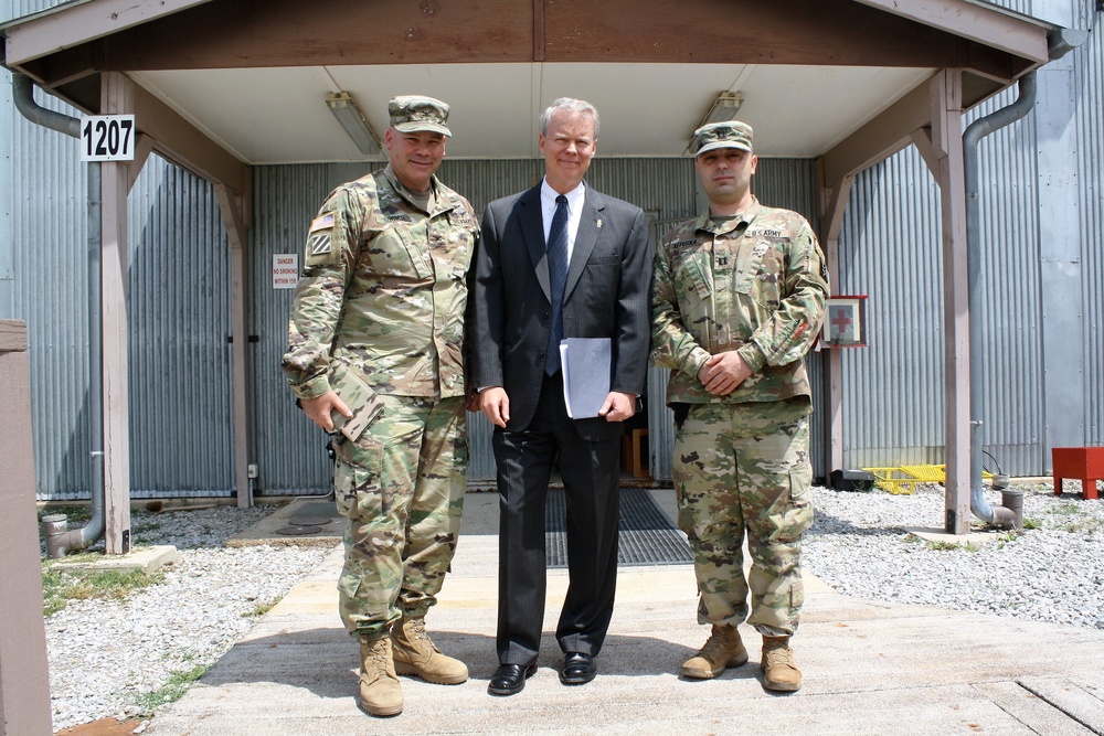 U.S. Ambassador to Kosovo visits Camp Bondsteel