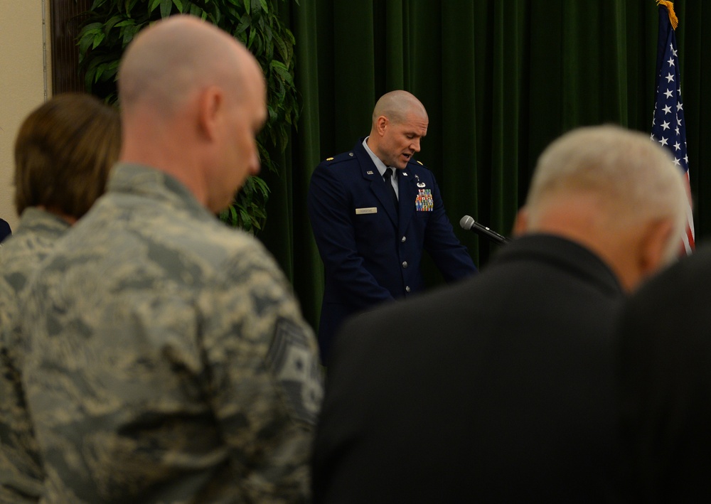 67 CW welcomes new commander during ceremony