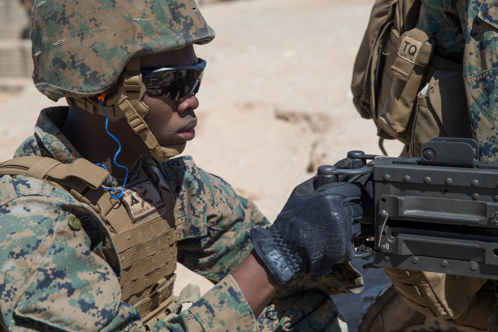 MAGTF-23 Marines train on machine gun weapon systems at ITX 4-18