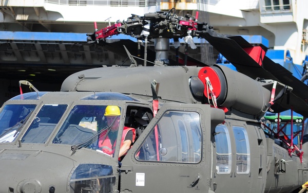 4th Combat Aviation Brigade arrives in Rotterdam