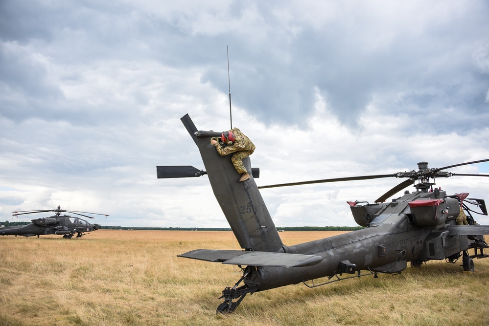 DVIDS - Images - Saber Strike 18, Keeping Choppers Flying [Image 21 of 24]