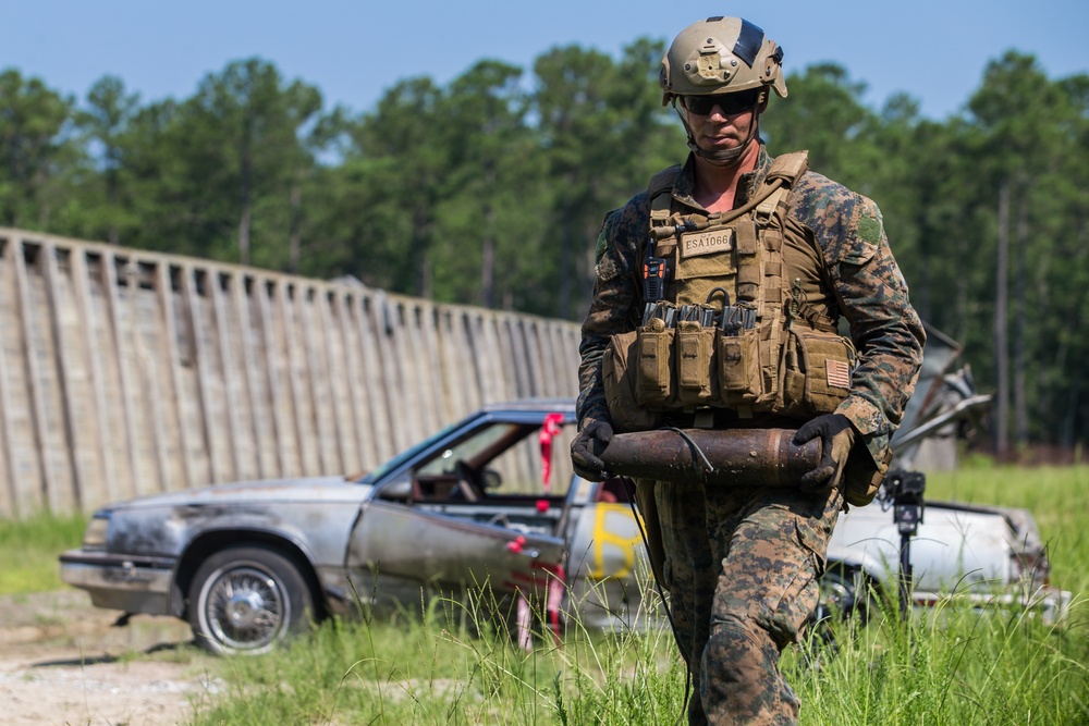 EOD Marines disable simulated VBIED