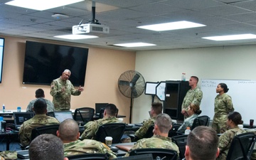 Illinois National Guardsmen lead Texas National Guard Counterdrug Civil OPS training