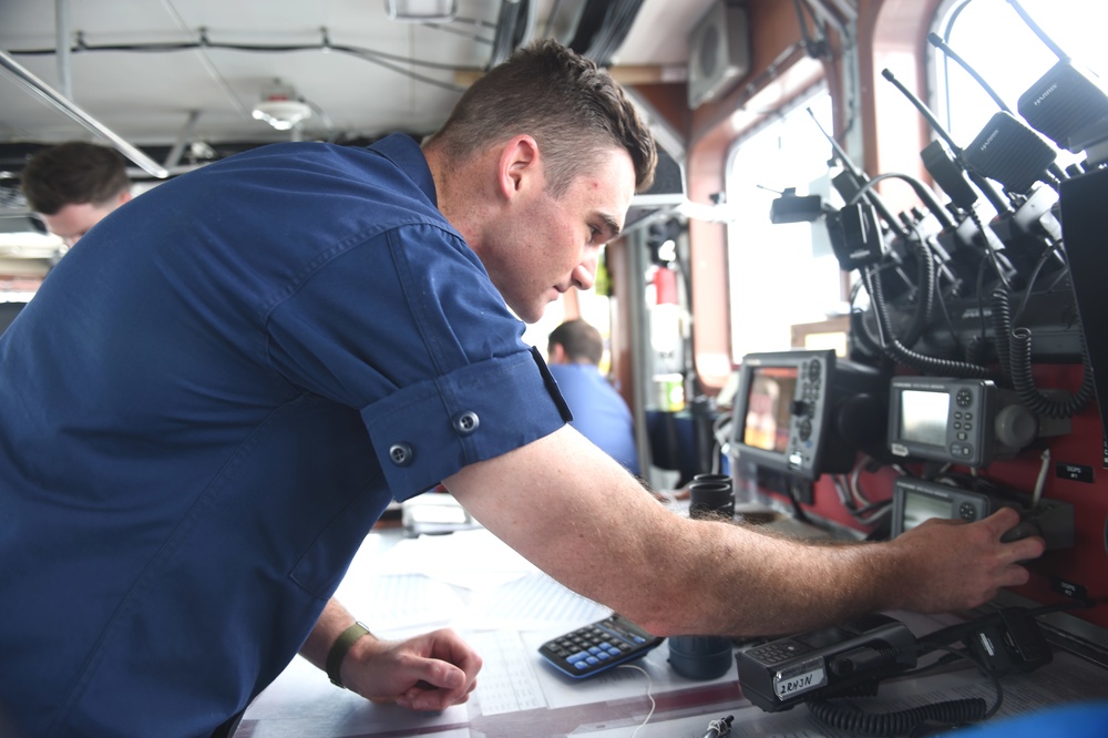 Coast Guardsmen Work During Tradewinds 2018