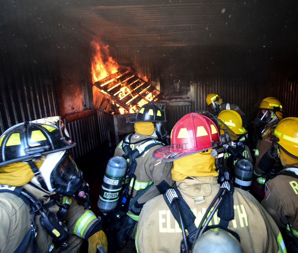 Ellsworth and RCFD train at 700 degrees