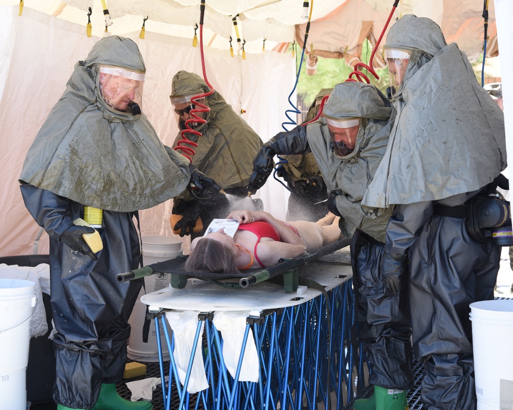 AZ Guard Airmen train to operate patient decontamination station