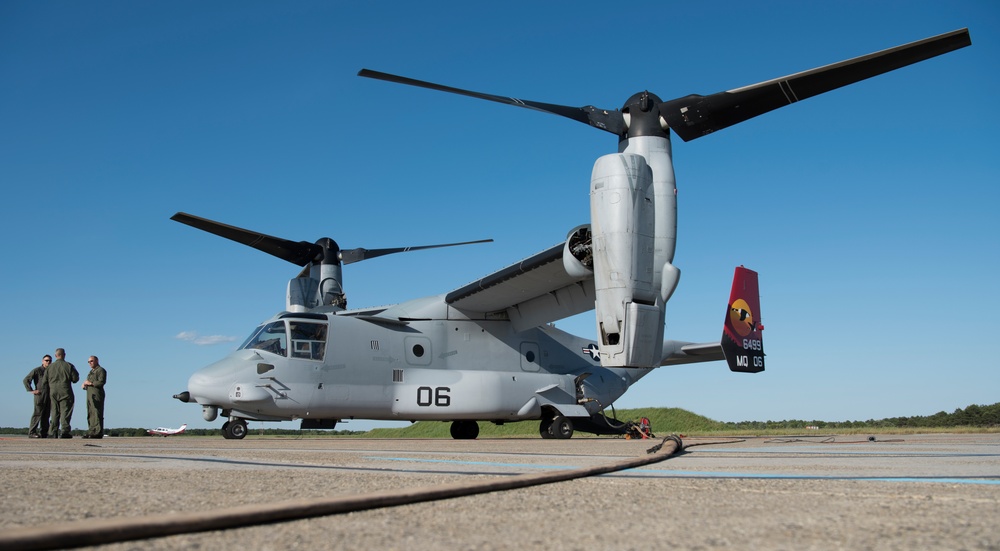 Marines fuel Coast Guard mission