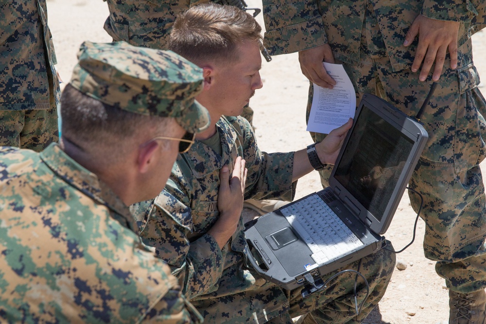 METOC Marines release weather balloon during ITX 4-18