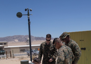 METOC Marines release weather balloon during ITX 4-18