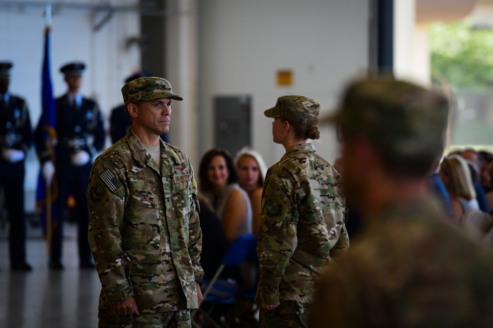 1st SOW welcomes new commander