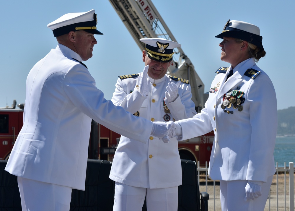 San Francisco Coast Guard rescue station welcomes new commanding officer