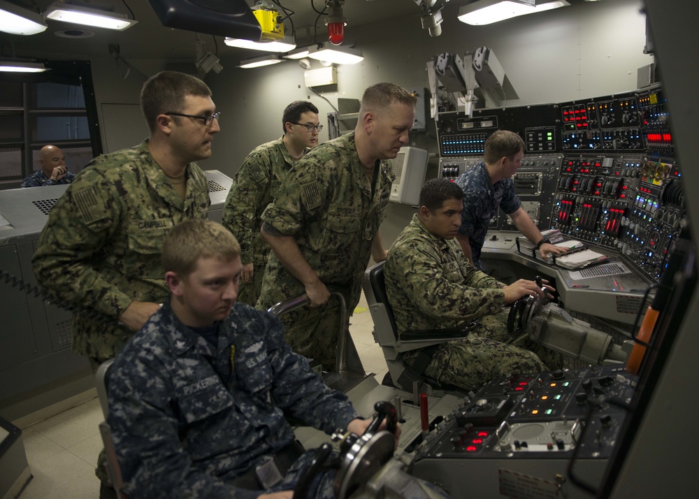 USS Nebraska (SSBN 739) Gold Crew Trains at Trident Training Facility Bangor