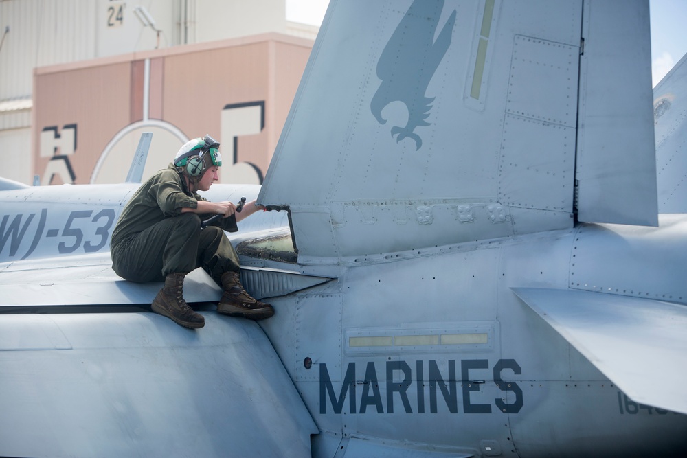 VMFA(AW)-533 prepares for RIMPAC aboard MCBH