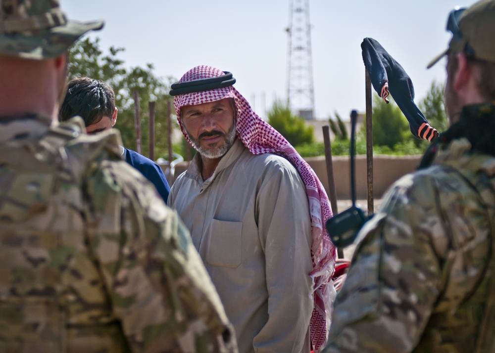 Coalition meet with locals in towns recently liberated from ISIS