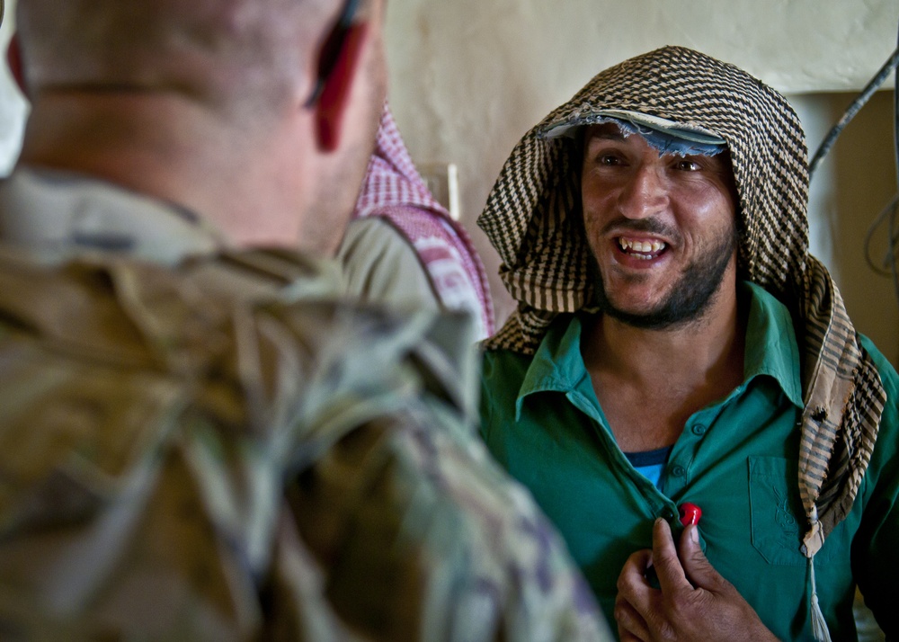 Coalition meet with locals in towns recently liberated from ISIS