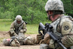 Ohio Army National Guard Engineers Complete Casualty Evacuation Training [Image 5 of 11]