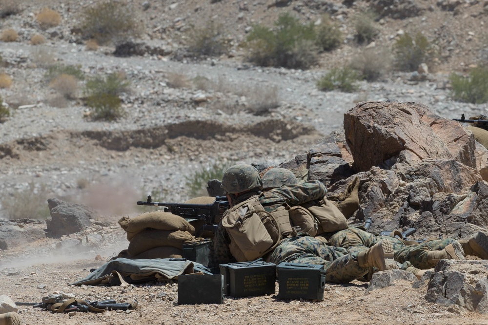 1st Battalion, 25th Marine Regiment attacks Range 400 during ITX 4-18