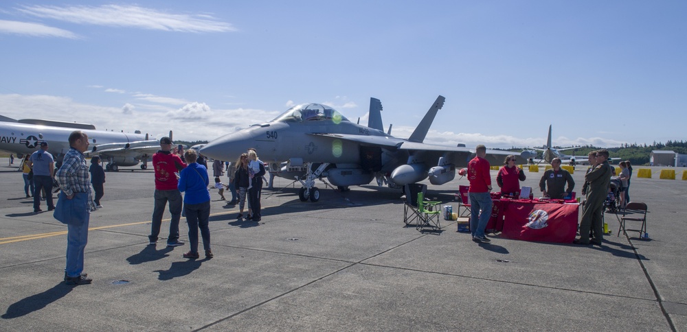 NAS Whidbey Island Hosts Open House
