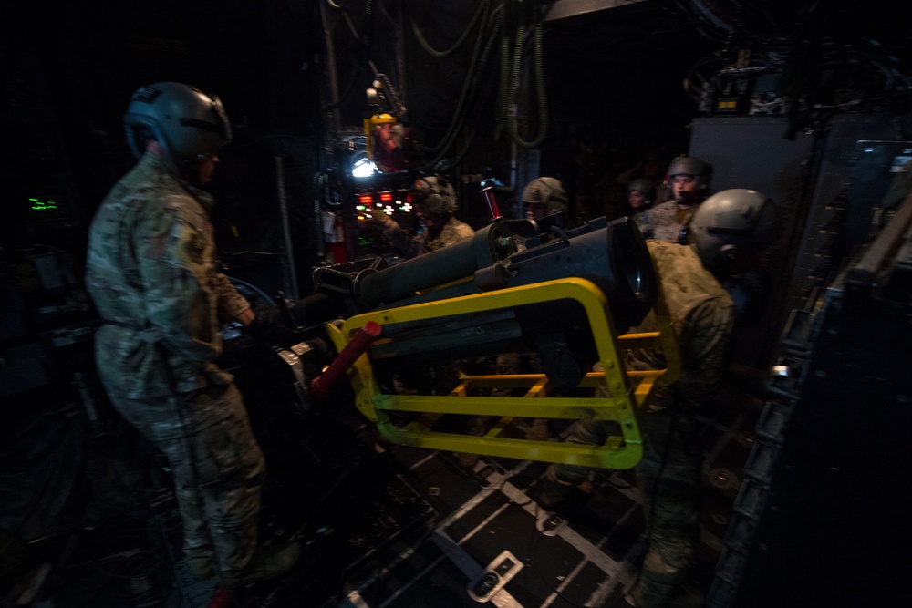 DVIDS Images 4th SOS conduct livefire training to ensure global