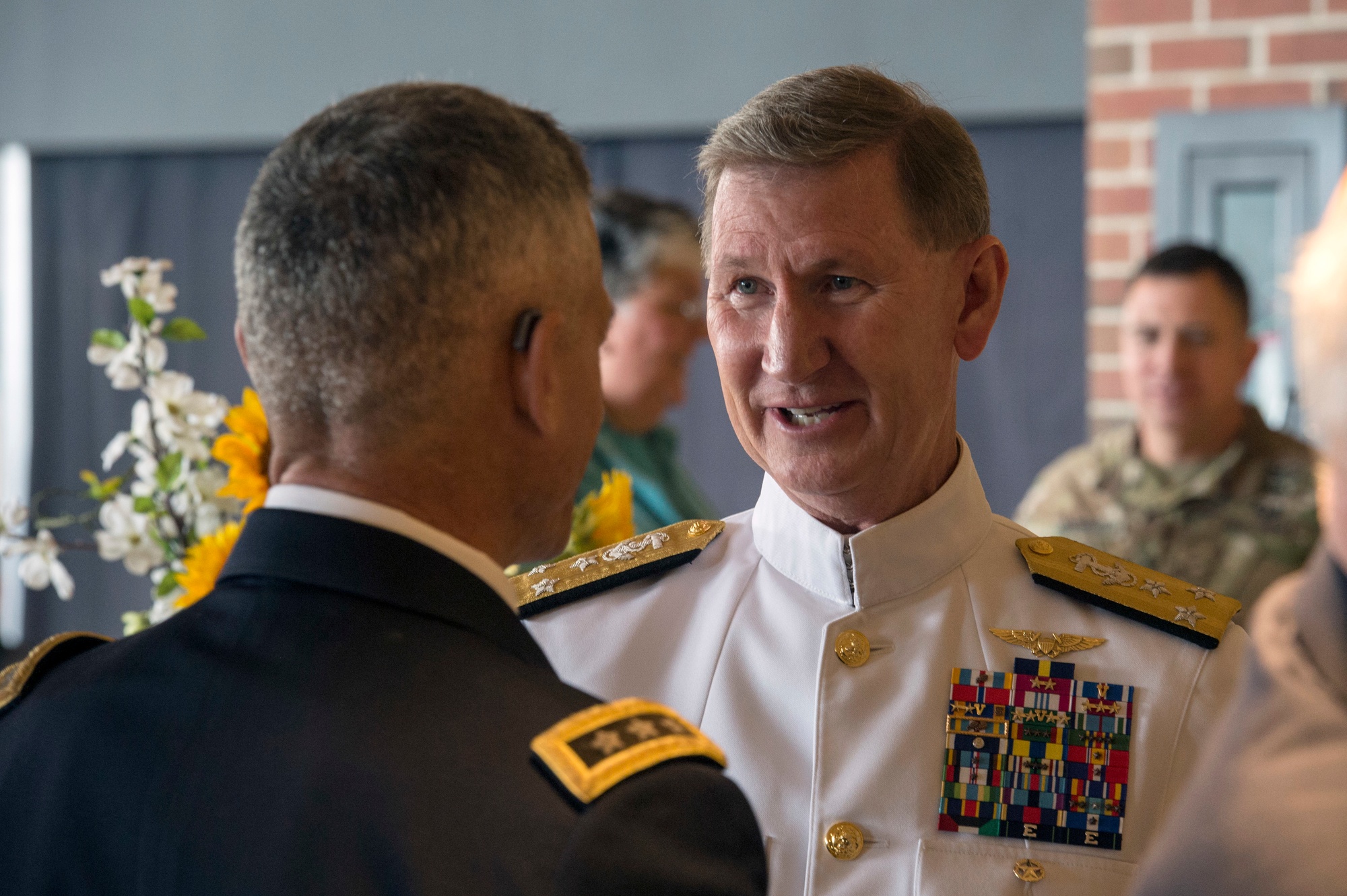 New York Yankees on X: Today's first pitch was thrown by the 59th  Superintendent of @WestPoint_USMA, Lieutenant General Robert Caslen Jr.,  who is retiring after a 43-year career as an Infantry officer.