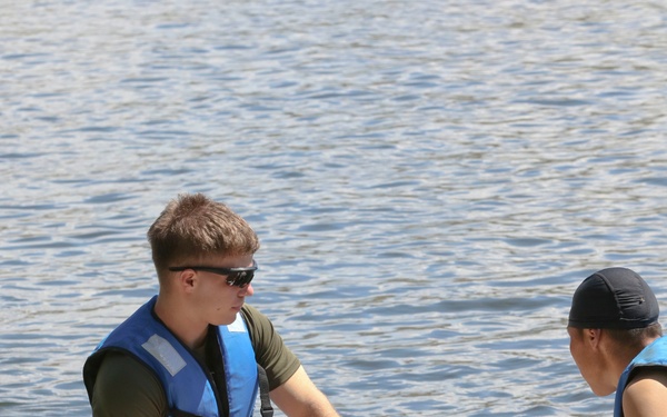 U.S. Marines teach MAF riverine ops