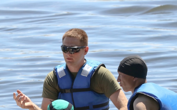 U.S. Marines teach MAF riverine ops