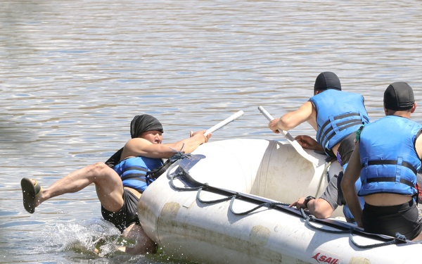 U.S. Marines teach MAF riverine ops