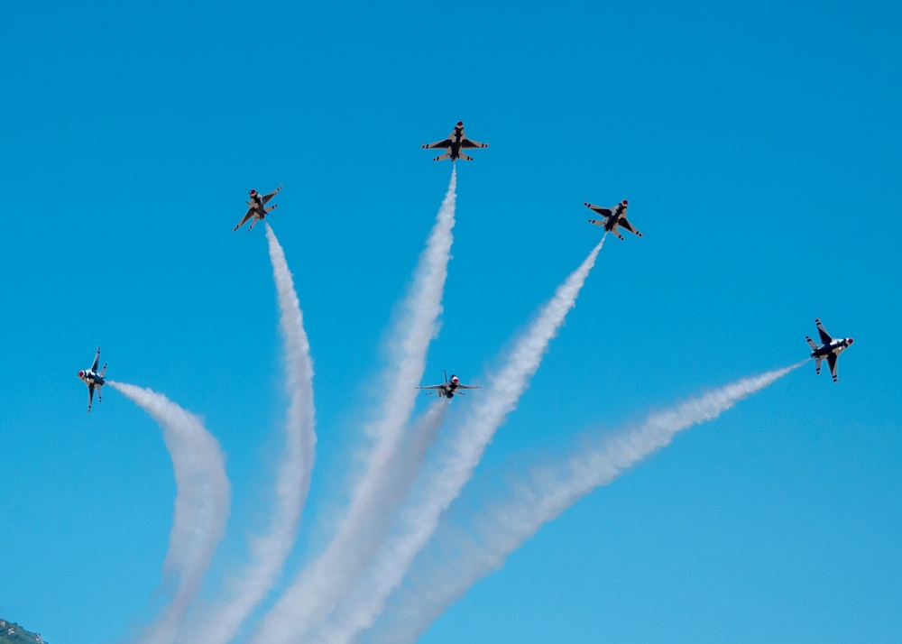 U.S. Air Force Thunderbirds